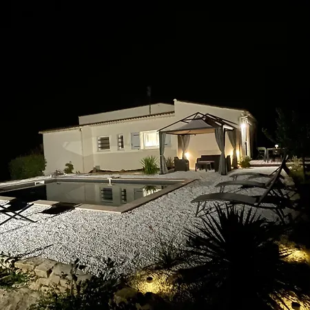 Дом отдыха Calme Nature Detente Piscine Blauzac (Gard)